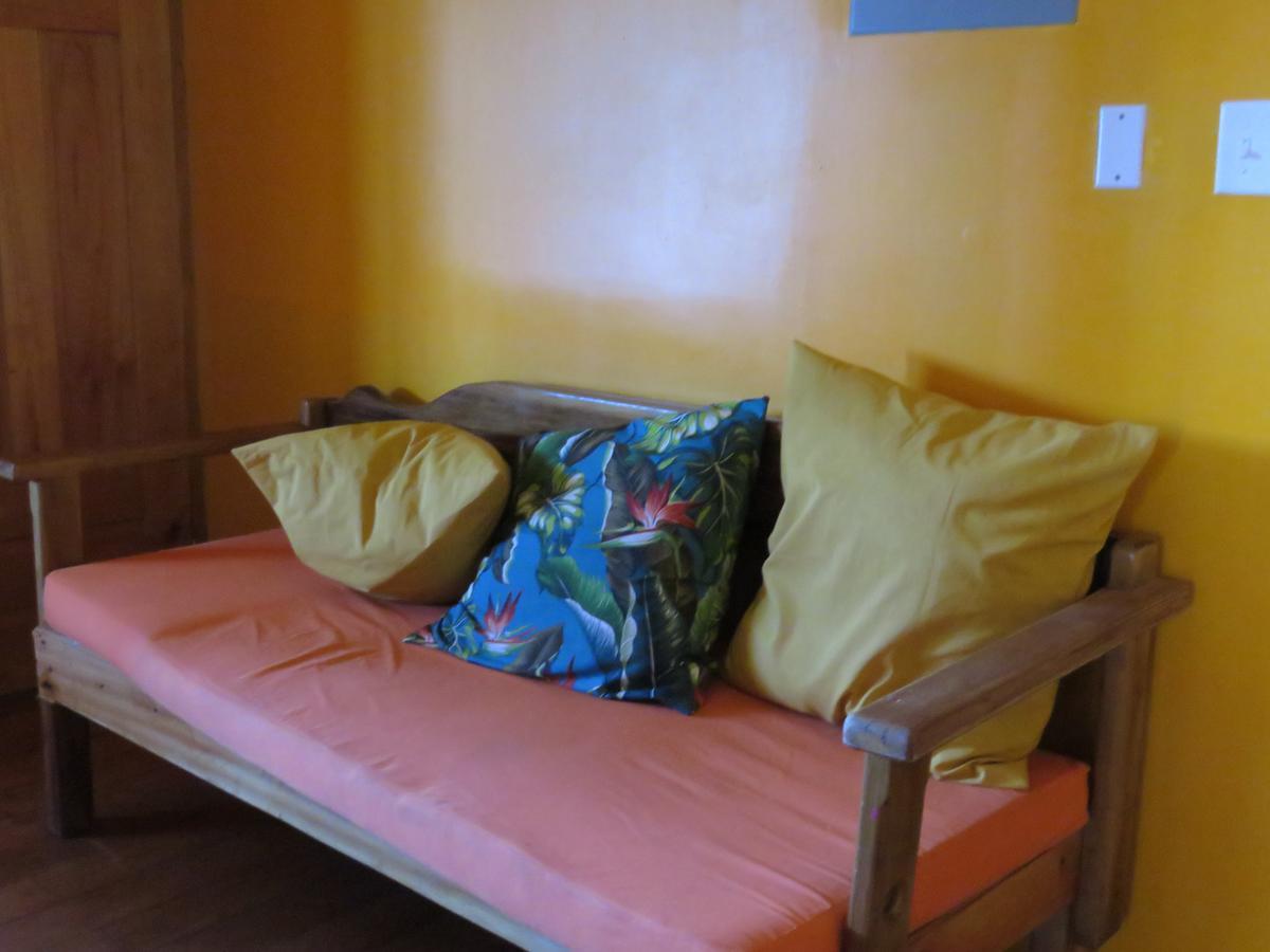 Hostel Mamallena Bocas Del Toro (Adults Only) Екстер'єр фото
