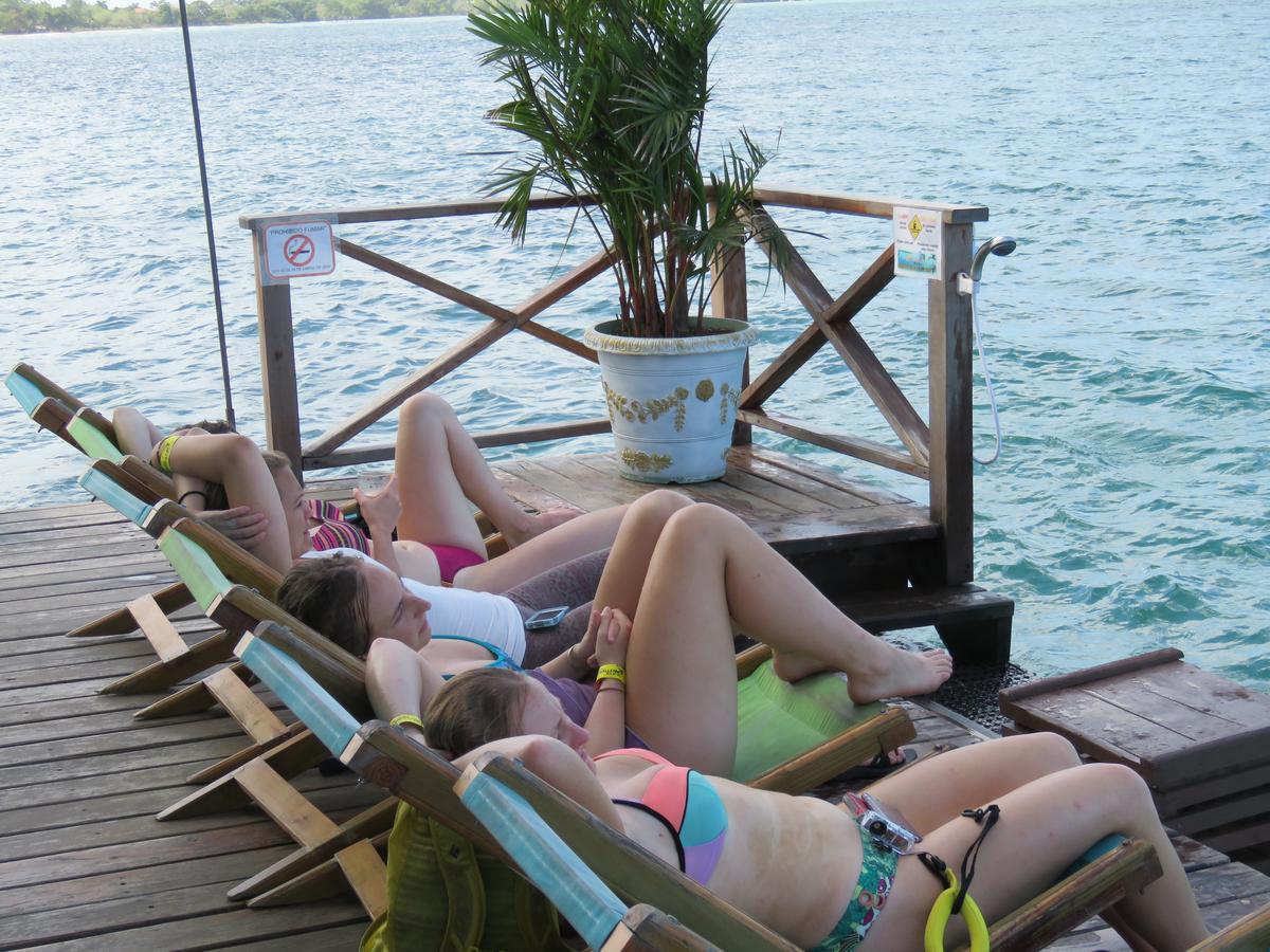 Hostel Mamallena Bocas Del Toro (Adults Only) Екстер'єр фото