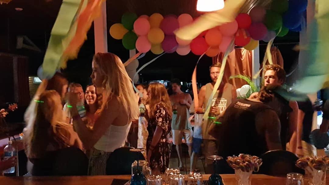 Hostel Mamallena Bocas Del Toro (Adults Only) Екстер'єр фото