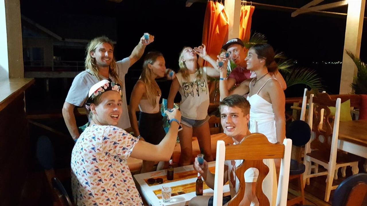 Hostel Mamallena Bocas Del Toro (Adults Only) Екстер'єр фото