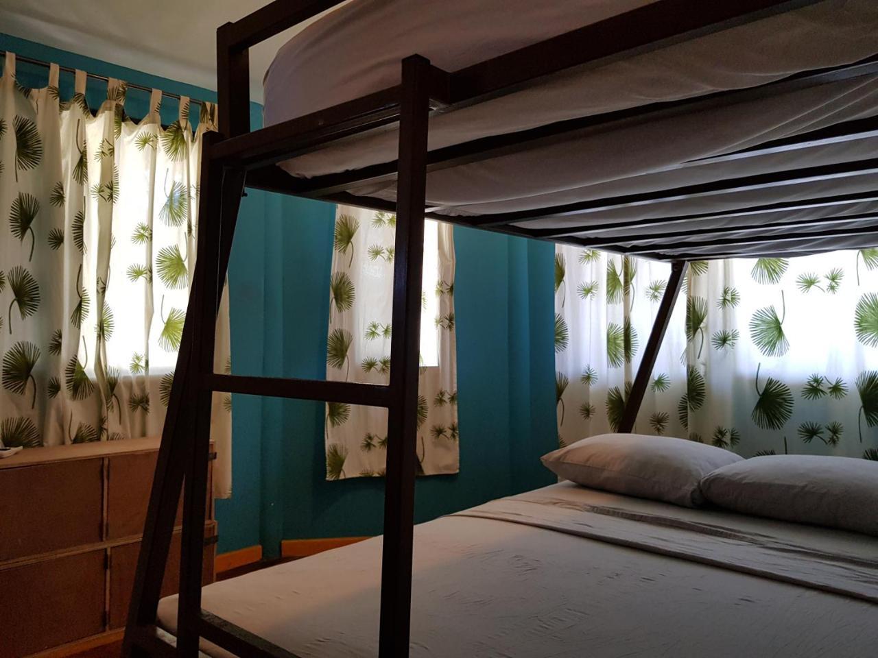 Hostel Mamallena Bocas Del Toro (Adults Only) Екстер'єр фото
